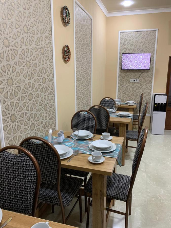Old Safari Golden Location Guest House Бухара Екстериор снимка