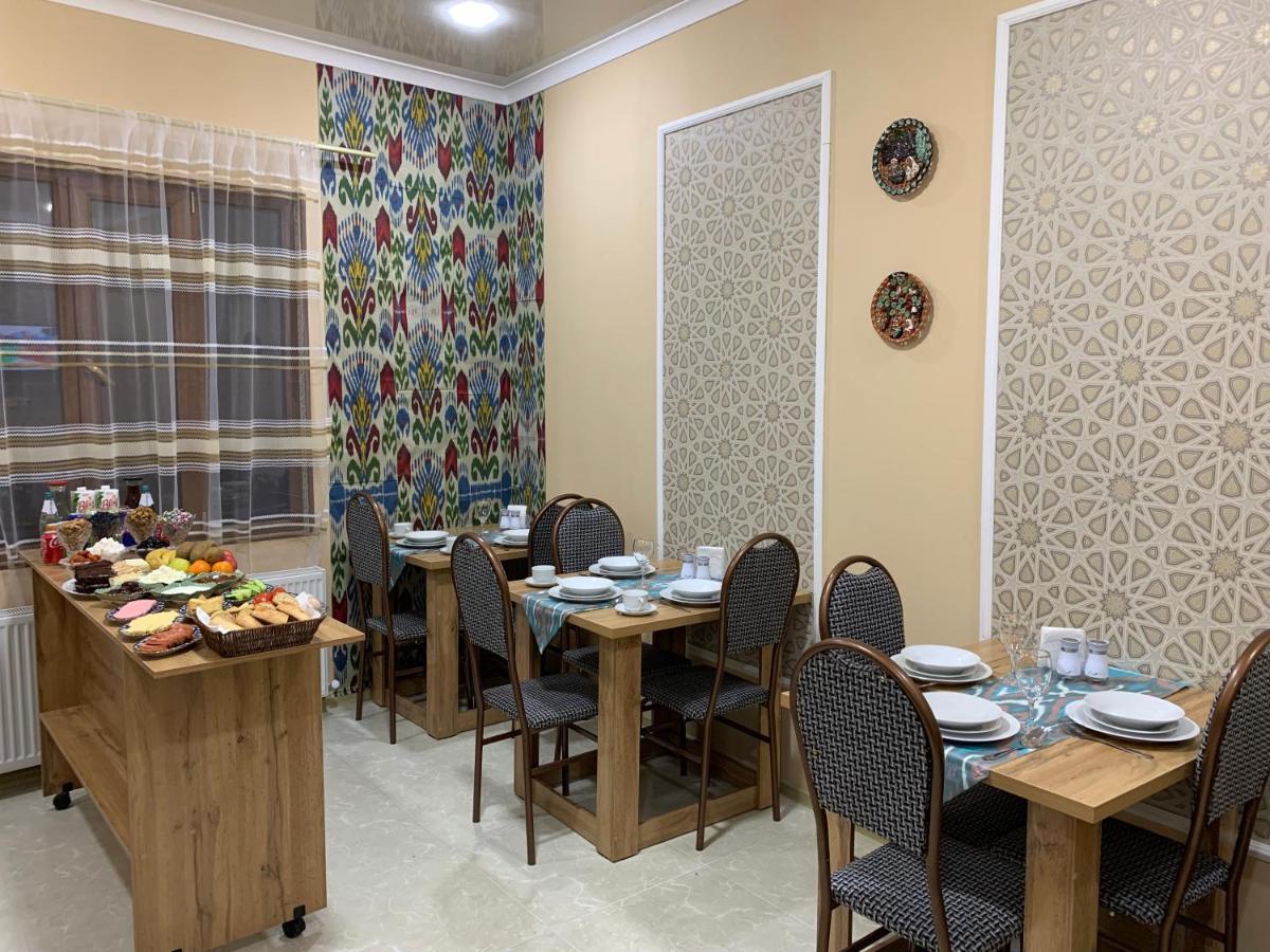 Old Safari Golden Location Guest House Бухара Екстериор снимка