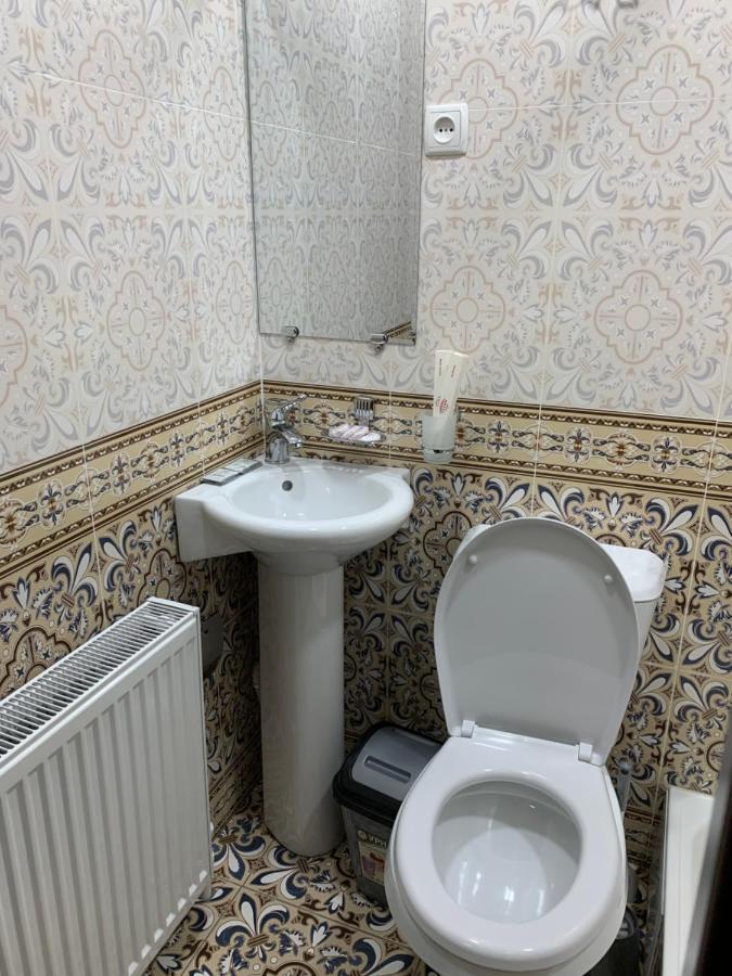 Old Safari Golden Location Guest House Бухара Екстериор снимка