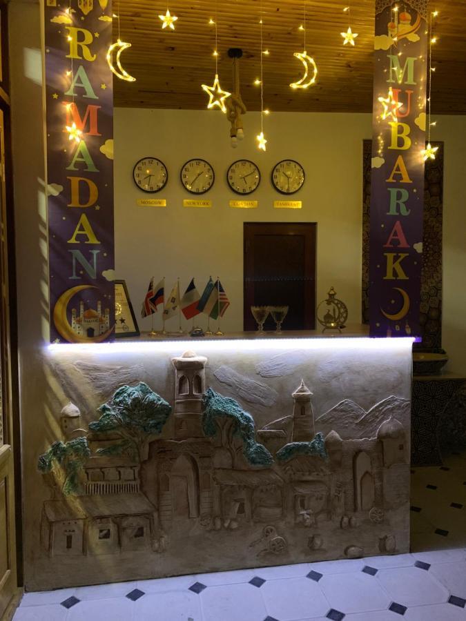 Old Safari Golden Location Guest House Бухара Екстериор снимка