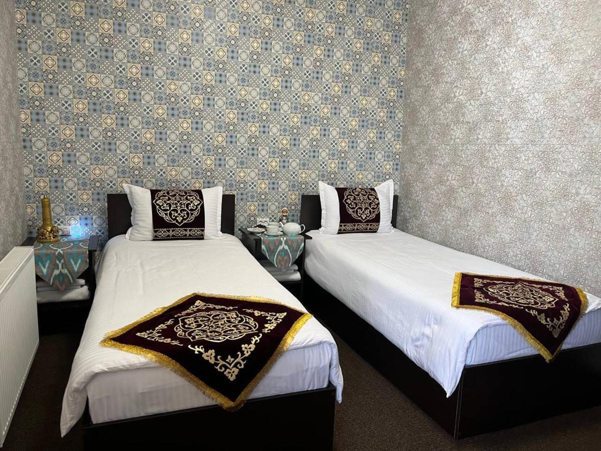 Old Safari Golden Location Guest House Бухара Екстериор снимка