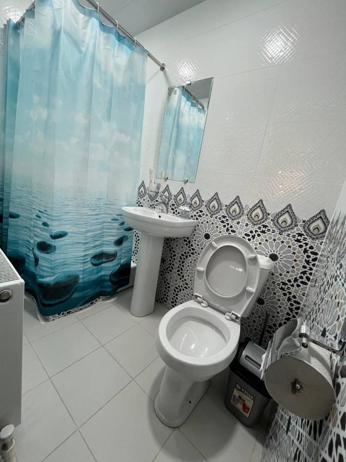 Old Safari Golden Location Guest House Бухара Екстериор снимка
