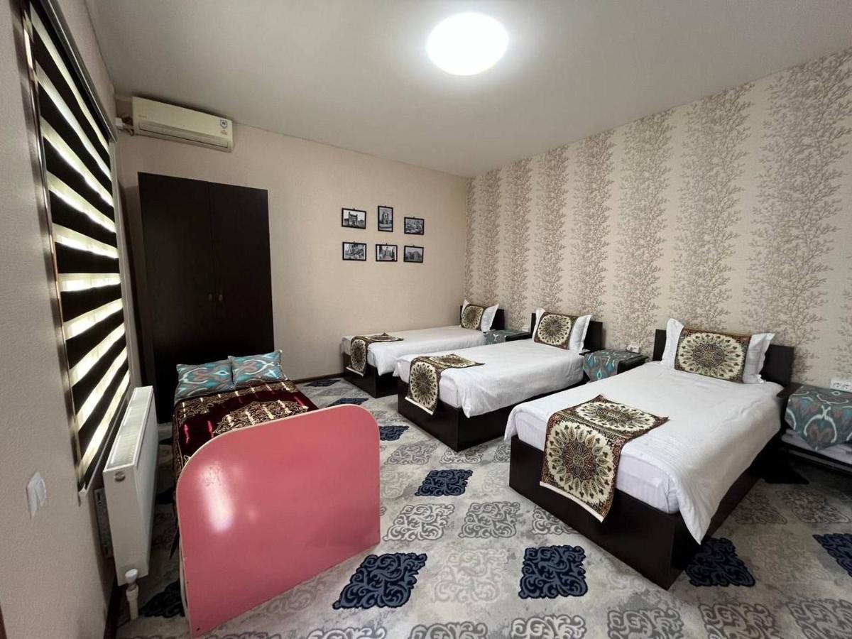 Old Safari Golden Location Guest House Бухара Екстериор снимка