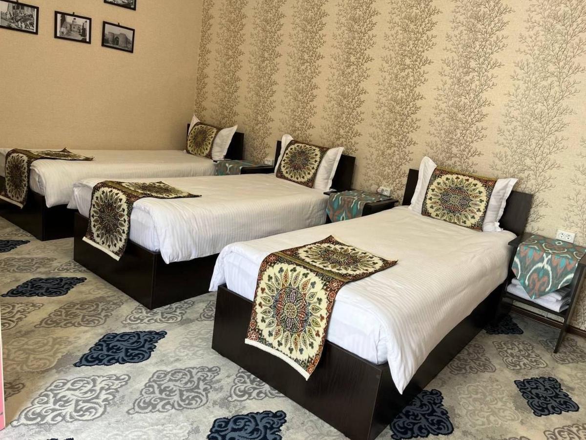 Old Safari Golden Location Guest House Бухара Екстериор снимка